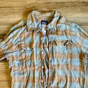 Mens M Patagonia plaid button up